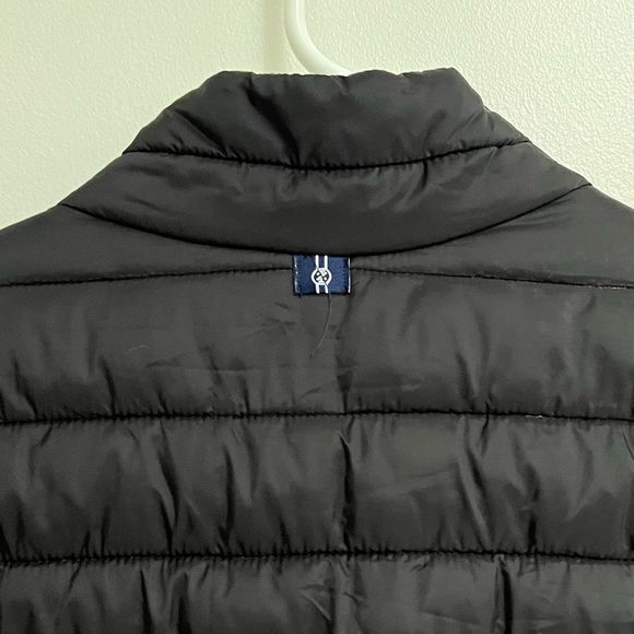 IZOD men’s black puffer vest, big and tall GUC size 2XL - Picture 9 of 9